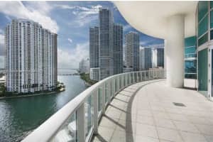 300 Biscayne Blvd, Miami, FL 33131, Sold 09/26/22