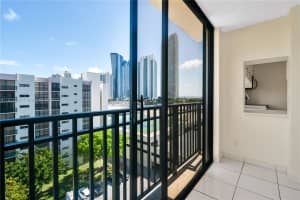 16909 N Bay Rd APT 907, Sunny Isles Beach, FL 33160, Sold 07/18/22