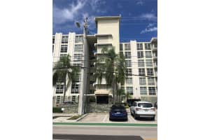 9800 W Bay Harbor Dr APT 403, Bay Harbor Islands, FL 33154, Sold 07/11/22