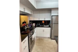 18707 NE 14th Ave APT 529, Miami, FL 33179, Sold 07/07/22