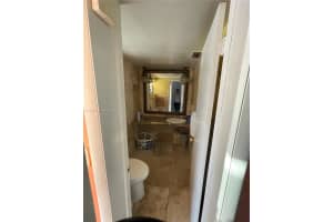 18707 NE 14th Ave APT 529, Miami, FL 33179, Sold 07/07/22
