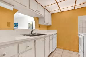 9455 W Flagler St APT C112, Miami, FL 33174, Sold 08/05/22
