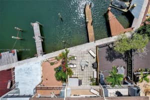 16463 NE 27th Pl #14, North Miami Beach, FL 33160, Sold 07/01/22