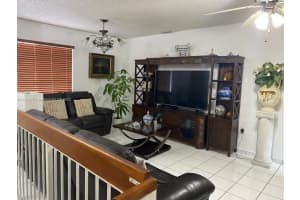 2286 W 74th St Apt 202-3, Hialeah, FL 33016, Sold 07/12/22