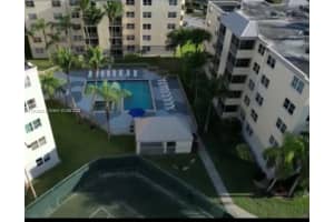 8225 Lake Dr APT 303, Doral, FL 33166, Sold 06/13/22