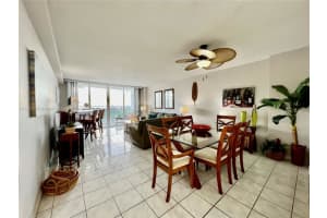 5601 Collins Ave APT 1517, Miami Beach, FL 33140, Sold 09/01/22