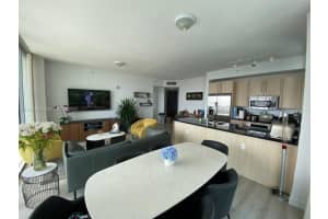 1111 SW 1st Ave 3614 n, Miami, FL 33130, Sold 07/05/22