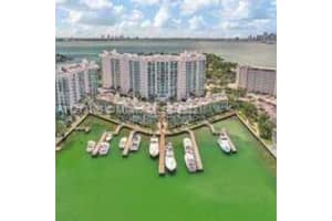 7918 Harbor Island Dr, North Bay Village, FL 33141, Sold 10/06/22