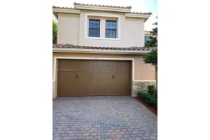 133 Riverwalk Cir W, Plantation, FL 33325, Sold 06/09/22