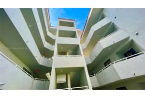 8275 SW 152nd Ave d 417, Miami, FL 33193, Sold 08/02/22