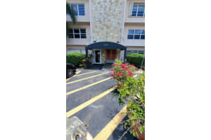 410 SE 2nd St APT 418, Hallandale Beach, FL 33009, Sold 06/21/22