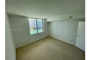335 S Biscayne Blvd #1403, Miami, FL 33131, Sold 06/08/22