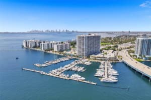 7601 E Treasure Dr APT 1524, North Bay Village, FL 33141, Sold 06/29/22