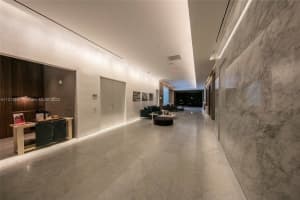 68 SE 6th St Apt 1112, Miami, FL 33131, Sold 09/15/22