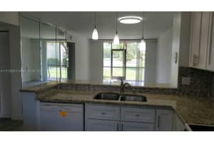 7750 NW 50th St APT 107, Lauderhill, FL 33351, Sold 08/23/22