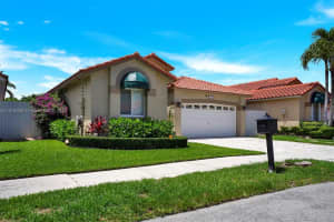 7472 NW 169th Ln, Hialeah, FL 33015, Sold 07/28/22