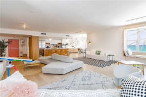 5255 Collins Ave #8d, Miami, FL 33140, Sold 07/29/22