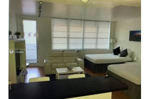 100 Lincoln Rd, Miami Beach, FL 33139, Sold 09/09/22