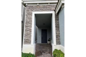 633 NE 191st Terrace, Miami, FL 33179, Sold 07/11/22
