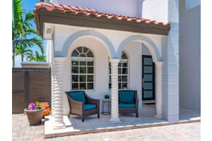 16621 SW 64th Terrace, Miami, FL 33193, Sold 09/06/22