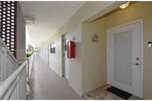 1951 NE 39th St APT 239, Lighthouse Point, FL 33064, Sold 07/15/22