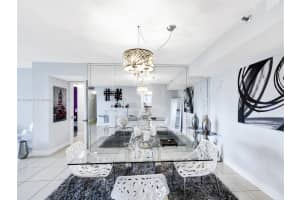 900 NE 195th St APT 320, Miami, FL 33179, Sold 08/12/22