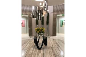 10275 Collins Ave APT 333, Bal Harbour, FL 33154, Sold 09/27/22
