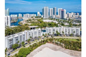 200 Diplomat Pkwy APT 525, Hallandale Beach, FL 33009, Sold 08/24/22