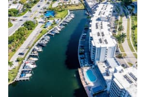 200 Diplomat Pkwy APT 525, Hallandale Beach, FL 33009, Sold 08/24/22