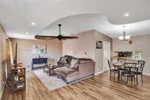 370 E Lakewood Cir, Margate, FL 33063, Sold 06/30/22