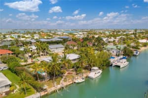 360 12th St, Marathon, FL 33050, Sold 08/25/22