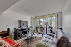 8002 SW 149th Ave APT B201, Miami, FL 33193, Sold 07/22/22