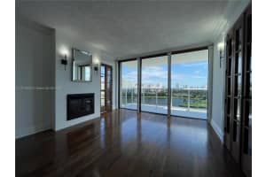 ELDORADO TOWERS, 3625 N Country Club Dr APT 1604, Aventura, FL 33180, Sold 09/21/22