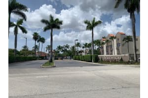6065 NW 186th St APT 204, Hialeah, FL 33015, Sold 06/30/22