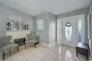 19790 Cypress Ct, Hialeah, FL 33015, Sold 07/12/22