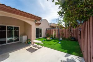 8580 NW 31st Ct, Sunrise, FL 33351, Sold 07/27/22
