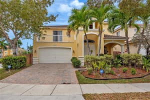 20752 SW 87th Ct, Cutler Bay, FL 33189, Sold 07/21/22
