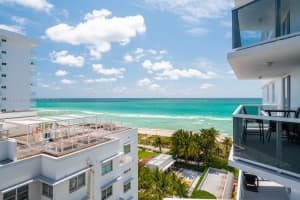 2401 Collins Ave APT 1411, Miami Beach, FL 33140, Sold 07/15/22