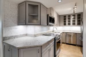 2401 Collins Ave APT 1411, Miami Beach, FL 33140, Sold 07/15/22