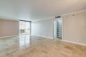2401 Collins Ave APT 1411, Miami Beach, FL 33140, Sold 07/15/22
