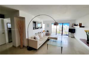 1201 S Ocean Dr #906n, Hollywood, FL 33019, Sold 07/29/22