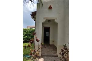9059 SW 35th St, Miramar, FL 33025, Sold 08/08/22