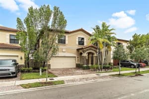 10032 NW 87th Terrace, Doral, FL 33178, Sold 08/22/22