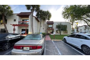 8530 SW 149th Ave APT 911, Miami, FL 33193, Sold 07/14/22