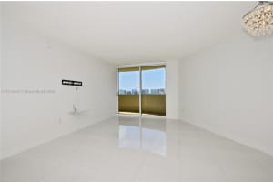 19501 W Country Club Dr APT 1901, Aventura, FL 33180, Sold 09/13/22