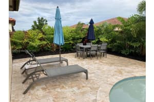 2556 SE 2nd St, Homestead, FL 33033, Sold 09/15/22