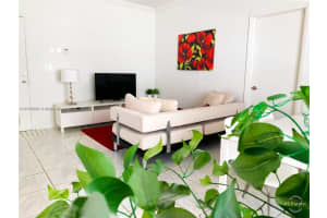 1200 Euclid Ave APT 103, Miami Beach, FL 33139, Sold 01/17/23