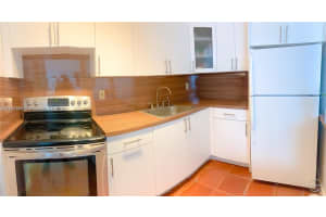 1200 Euclid Ave APT 103, Miami Beach, FL 33139, Sold 01/17/23