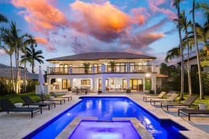 119 Holiday Dr, Hallandale Beach, FL 33009, Sold 01/12/23