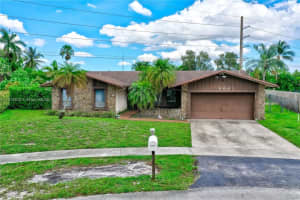 600 NW 76th Ave, Plantation, FL 33324, Sold 10/17/22